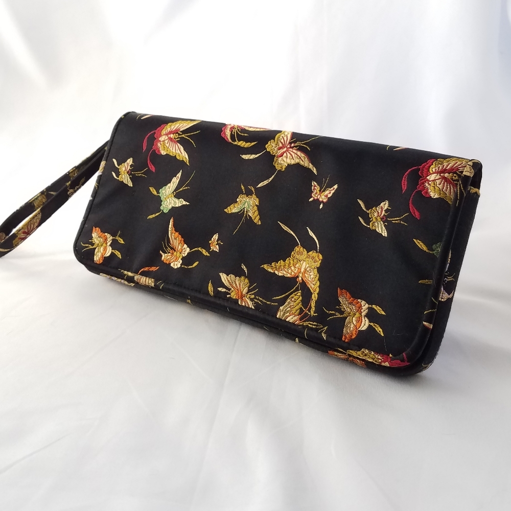 Lord and Taylor wristlet